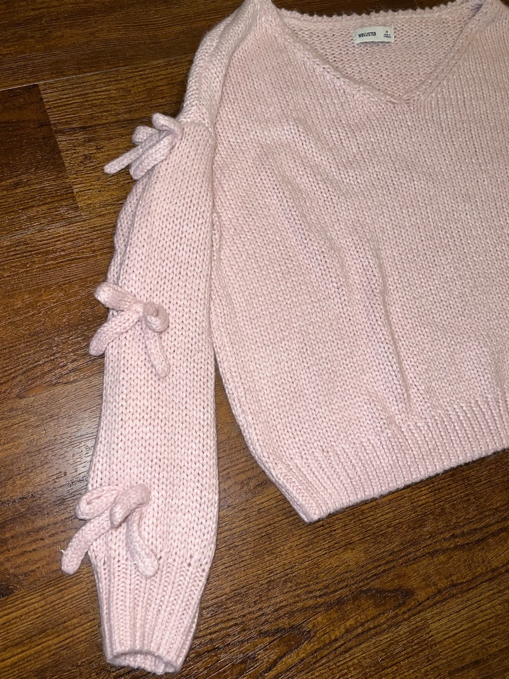 Hollister Pink Oversized Slouchy Knit Off Shoulder Bow Applique Sweater Size M - Picture 9 of 10